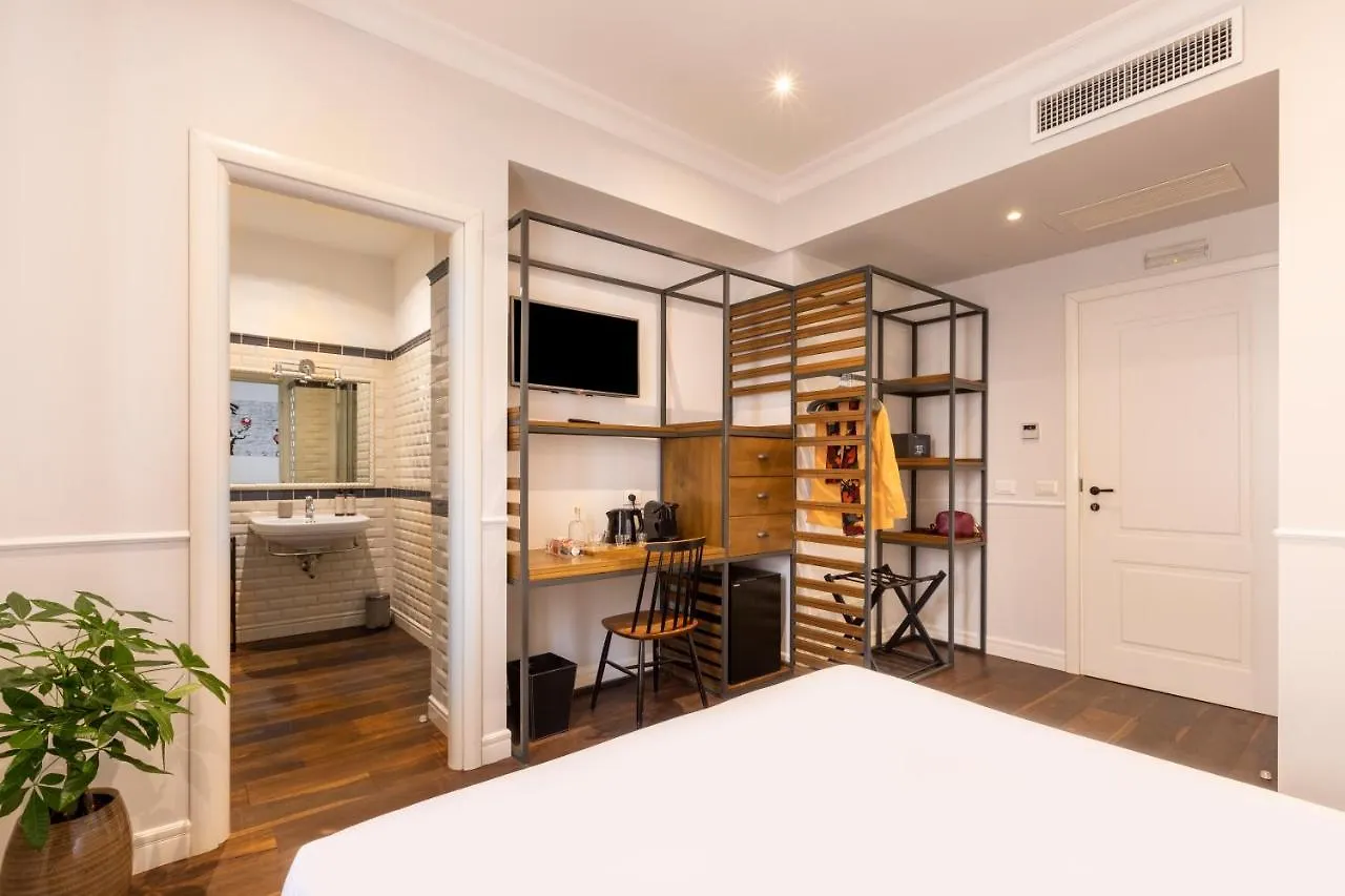 Alla Corte Guest House By Hili Rom